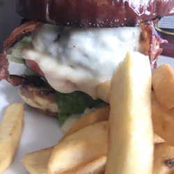 Rafters Tavern - Delaware Burger