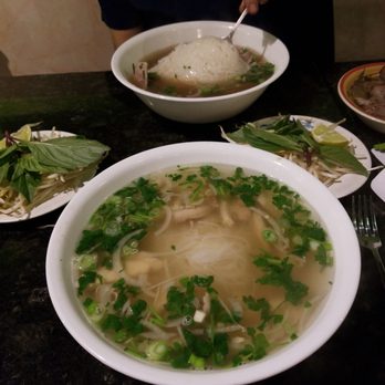 Pho Viet - Ooh my, large is HUGE...Looks and smells yummy.  Service is excellent and very quick - Vietnamese Near Me - San Jose, California