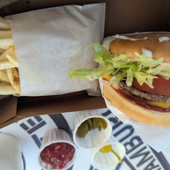 Carneys - Cheeseburger/small fries - Burgers Near Me - Los Angeles, California Carneys - Cheeseburger/small fries - Burgers Near Me - Los Angeles, California