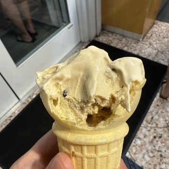 Jeni's Splendid Ice Creams - Ice Cream & Frozen Yogurt Near Me - Philadelphia, Pennsylvania Jeni's Splendid Ice Creams - Ice Cream & Frozen Yogurt Near Me - Philadelphia, Pennsylvania