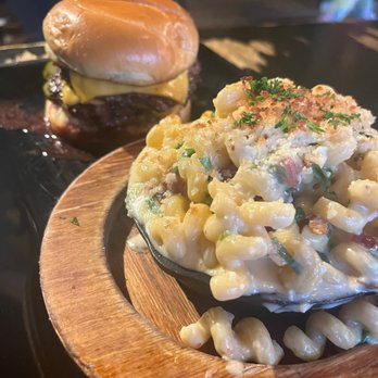 Little Bad Wolf - Bad Burger with Mac & Cheese Side - American Near Me - Chicago, Illinois