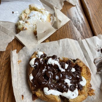 Maplewood Kitchen and Bar - Lemon cookie and corn flake cookie - Breakfast & Brunch Near Me - Cincinnati, Ohio