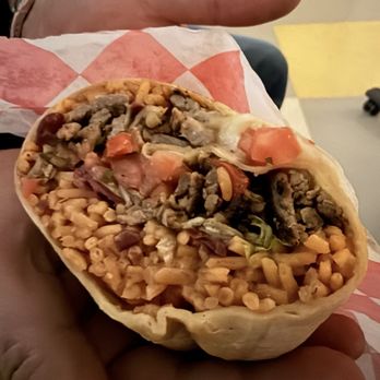 El Amiguito Taco Mobile - 1. Bistec Burrito - Food Trucks Near Me - Philadelphia, Pennsylvania