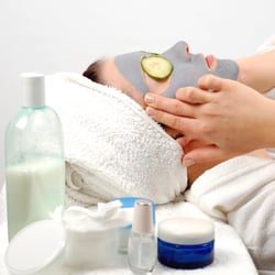 Facial Beauty - Your Frisco Beauty Salon for facials, waxing, threading, and head massage!