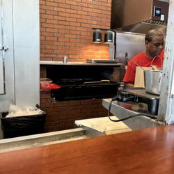 Bud's Broiler