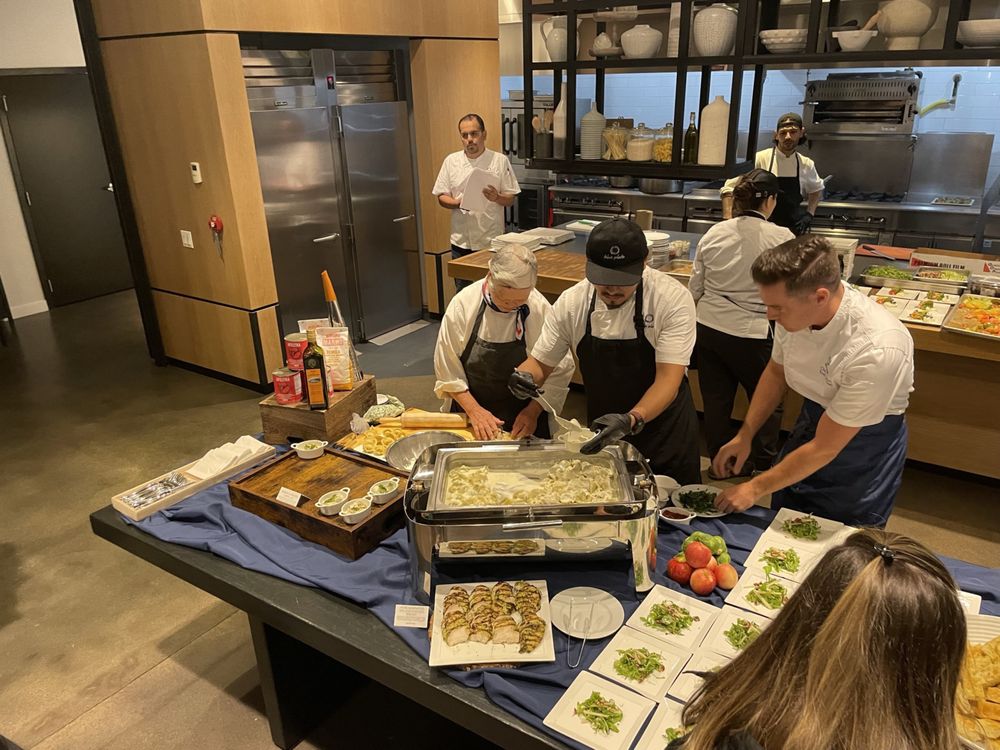 BLUE PLATE CATERING Updated August 2024 62 Photos & 128 Reviews 1362 W Fulton St, Chicago