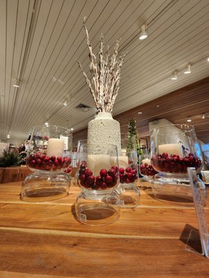Crate & Barrel by null
