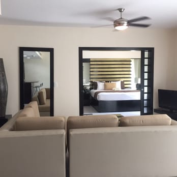 Azul Fives - Master of the two bdrm suite - Resorts Near Me - Playa del Carmen, ROO Azul Fives - Master of the two bdrm suite - Resorts Near Me - Playa del Carmen, ROO