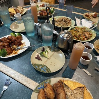 Li Wah Restaurant - Our dinner feast (I don't like that they use plastic plates for hot food - Chinese Near Me - Colebrook, New Hampshire Li Wah Restaurant - Our dinner feast (I don't like that they use plastic plates for hot food - Chinese Near Me - Colebrook, New Hampshire
