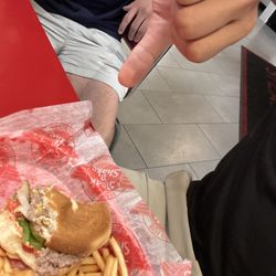 Steak 'n Shake - Thumbs down