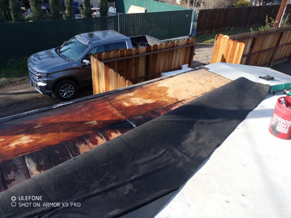 Slide of Steve Roofing