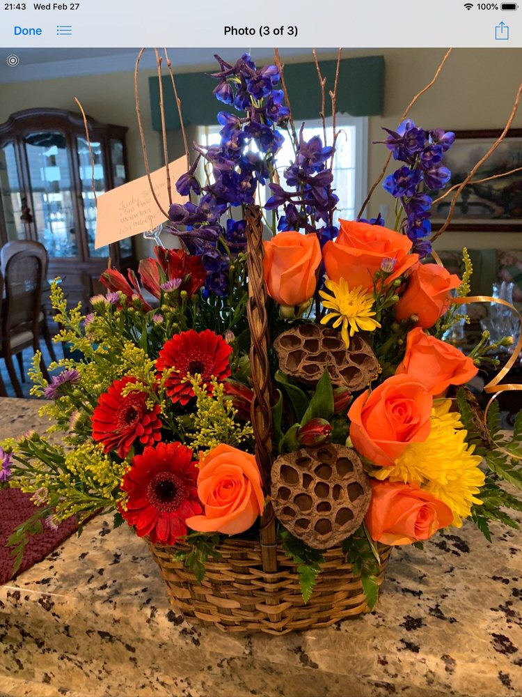 GALA FLORIST 17 Photos & 11 Reviews 5 Bowling Green Pkwy, Lake