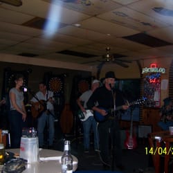 Rascal's Pub - Complicated