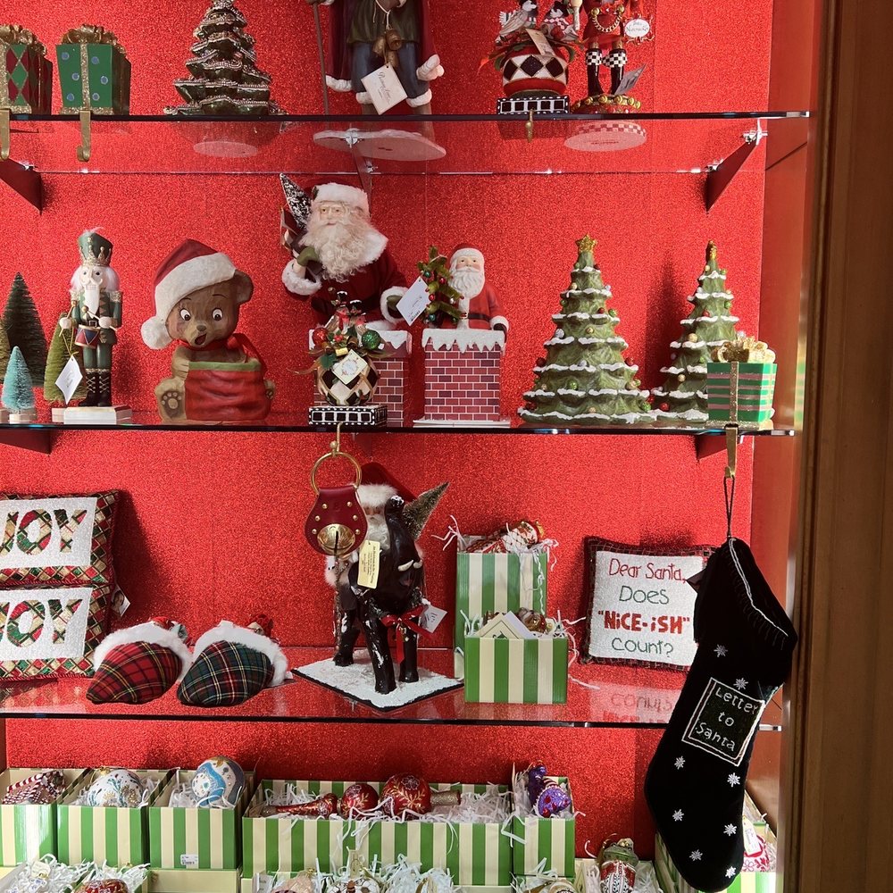 GEARYS Beverly Hills - Christmas - Jewelry Near Me - Beverly Hills, California