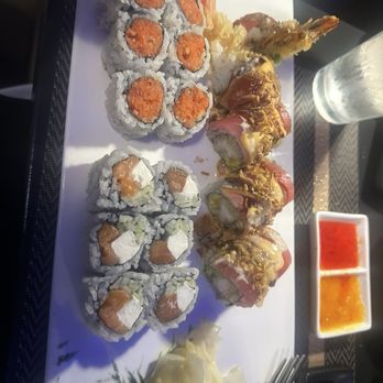 Hirosaki - Spicy Crunchy Tuna Roll Philadelphia Roll Furious Dragon - Sushi Bars Near Me - Stony Brook, New York Hirosaki - Spicy Crunchy Tuna Roll Philadelphia Roll Furious Dragon - Sushi Bars Near Me - Stony Brook, New York