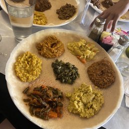 Vegetarian Combination Platter Vegetarian Combination Platter