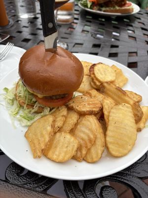 Lucky Well Irish Pub & Eatery by null