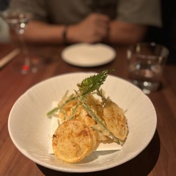 WAKUDA - Fried squid with fried lemon slices - Japanese Near Me - Las Vegas, Nevada WAKUDA - Fried squid with fried lemon slices - Japanese Near Me - Las Vegas, Nevada