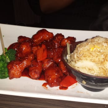 Green Ginger - General Tso Chicken - Asian Fusion Near Me - Decatur, Georgia