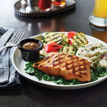 Applebee's Grill + Bar - Grilled Cedar Salmon - American Near Me - Temple, Texas Applebee's Grill + Bar - Grilled Cedar Salmon - American Near Me - Temple, Texas