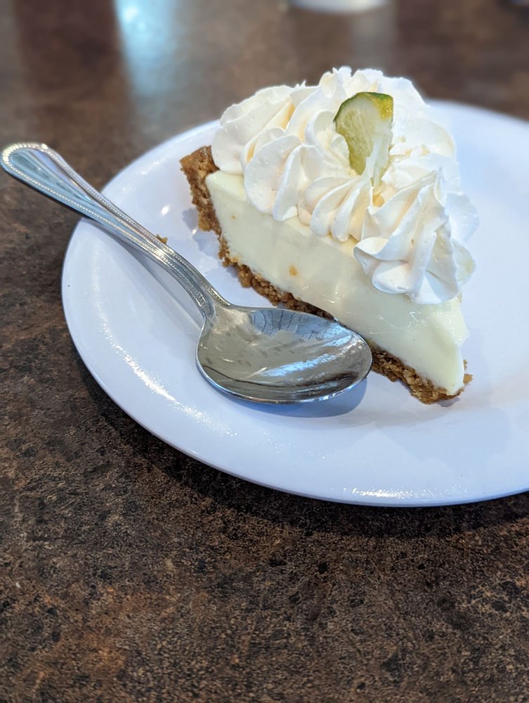 OYSTER PUB Updated August 2024 415 Photos & 503 Reviews 555