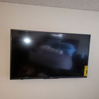 Handeejoe - My new 43inch TV on it's mount in the bedroom. Looks so awesome. - Handyman Near Me - San Diego, California Handeejoe - My new 43inch TV on it's mount in the bedroom. Looks so awesome. - Handyman Near Me - San Diego, California