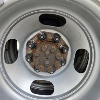 Walmart Supercenter - Damage done to newly painted dulley wheel during rebalancing - Department Stores Near Me - Midvale, Utah