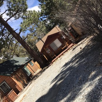 Big Bear Vacations - Our cute little red cabin for 2. - Vacation Rentals Near Me - Big Bear Lake, California