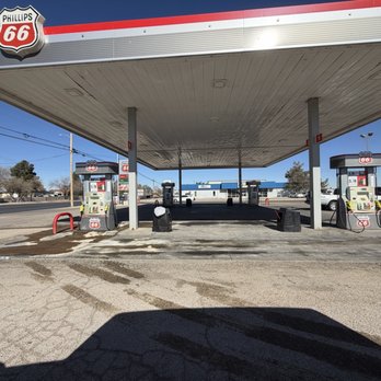 Phillips 66 - 1.21.2026 every single pump was closed - Gas Stations Near Me - Hobbs, New Mexico