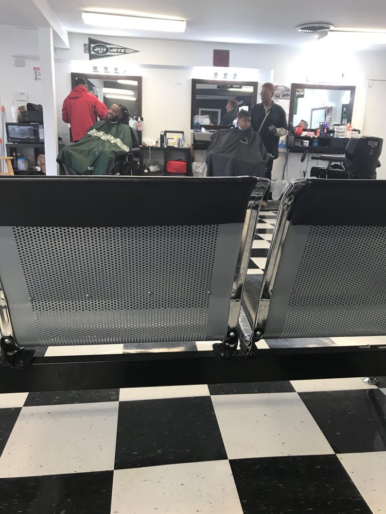 FAMILAR FACES BARBER SHOP Updated August 2024 1205 S Philadelphia