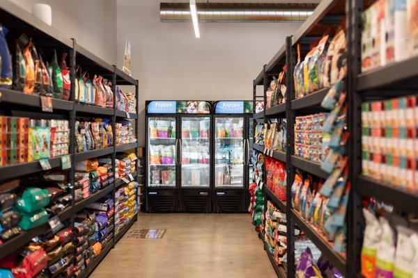 Maw & Paw Pet Market