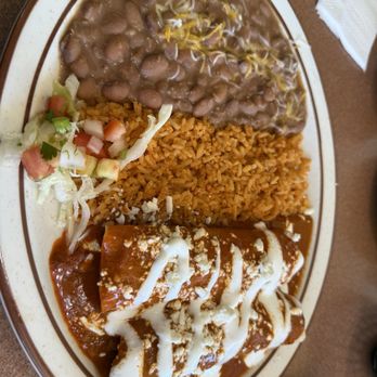 Cielito Lindo - Chicken enchiladas - Seafood Near Me - Lindsay, California Cielito Lindo - Chicken enchiladas - Seafood Near Me - Lindsay, California