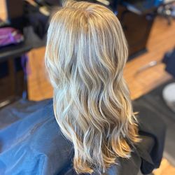 LaBella Hair Studio