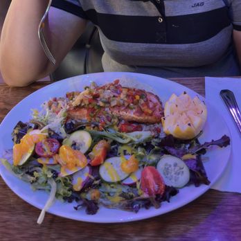 La Más Querida - Grilled salmon with a side salad - Mexican Near Me - San Jose, California La Más Querida - Grilled salmon with a side salad - Mexican Near Me - San Jose, California