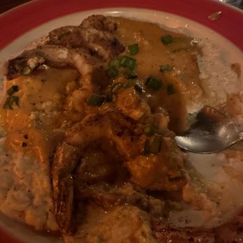 Surf Hut - Delicious shrimp and grits - Seafood Near Me - Destin, Florida Surf Hut - Delicious shrimp and grits - Seafood Near Me - Destin, Florida