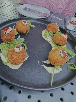 Luxe Bistro by null