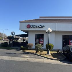 Pizza Hut - Arrived!