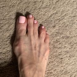 ZURA Nail Spa - I love this color!