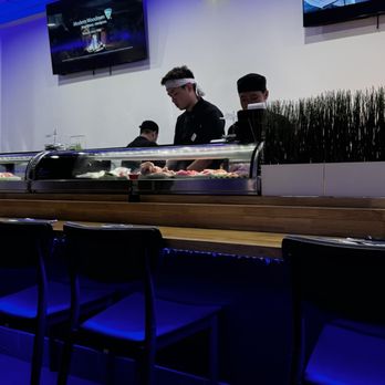 Aikan Sushi & Ramen - Bar area - Sushi Bars Near Me - Burbank, California