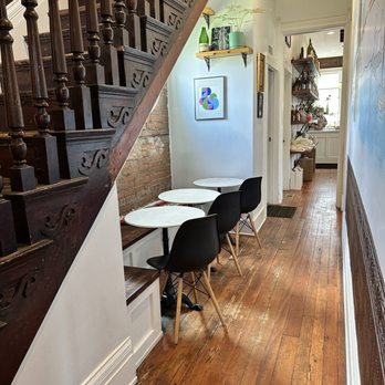 Mom 'n 'em Coffee & Wine - Coffee & Tea Near Me - Cincinnati, Ohio Mom 'n 'em Coffee & Wine - Coffee & Tea Near Me - Cincinnati, Ohio