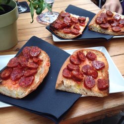 Inch Bar - Chorizo picante!