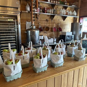 Echo Hill Orchards & Winery - Already packed and ready to go - Wine Tasting Room Near Me - Monson, Massachusetts