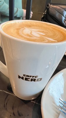 Caffè Nero by null