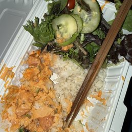 Regulah half salad half rice with mixed fish (salmon and ahi tuna) Regulah half salad half rice with mixed fish (salmon and ahi tuna)