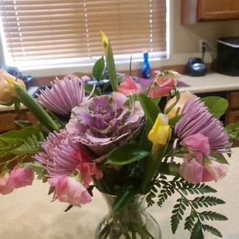 Prescott Flower Shop - They are pretty but almost 93.00? I wonder what my original arrangement looked like? I bet it was nicer. - Florists Near Me - Prescott, Arizona