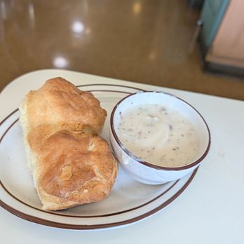 Milt’s Diner - Biscuits and Gravy - Breakfast & Brunch Near Me - Bakersfield, California Milt’s Diner - Biscuits and Gravy - Breakfast & Brunch Near Me - Bakersfield, California