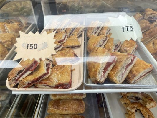 Kenny Bakery by null