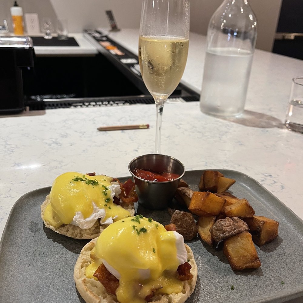 Versi Vino - Eggs Benny - Wine Bars Near Me - Maple Shade, New Jersey Versi Vino - Eggs Benny - Wine Bars Near Me - Maple Shade, New Jersey