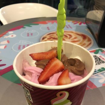 MENCHIE’S FROZEN YOGURT - Updated March 2026 - 64 Photos & 43 Reviews ...