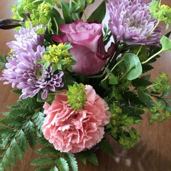 Connells Maple Lee Flowers & Gifts